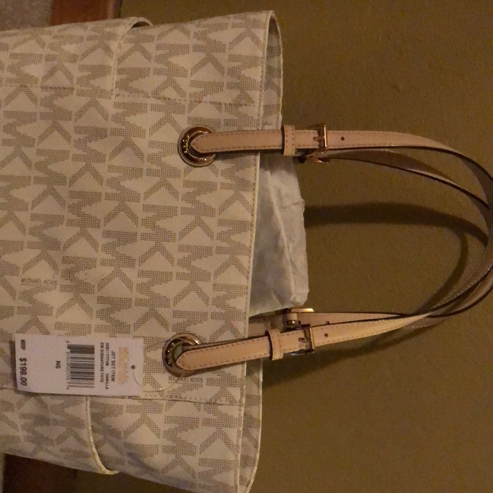 Michael Kors purse